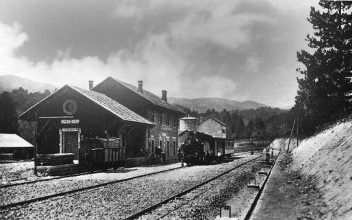 Ottanta anni fa cominciano a sbuffare i primi treni della Ferrovia della Sila