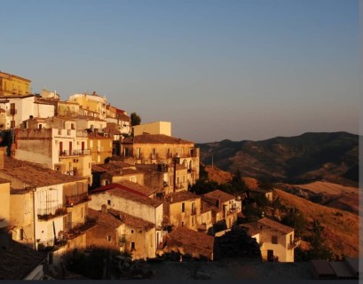 Crucoli e la sardella calabrese, il caviale dei poveri