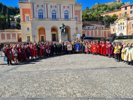 La Confraternita della frittola calabrese ad Acri, per la sesta edizione del Capitolo d’inverno