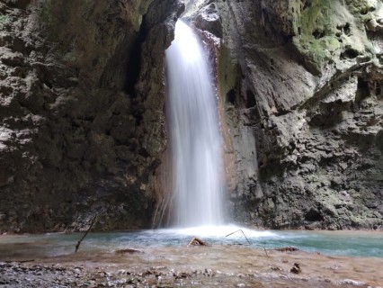 La cascata del Vuglio a Sangineto, un viaggio al centro della terra